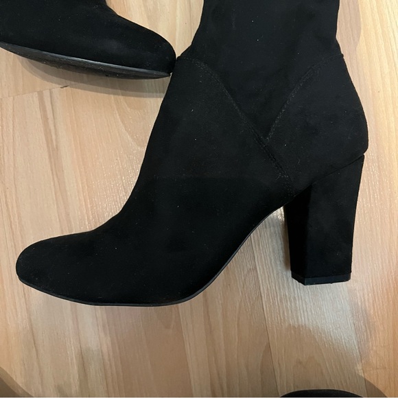 Knee high black suede-like boots - Picture 2 of 9